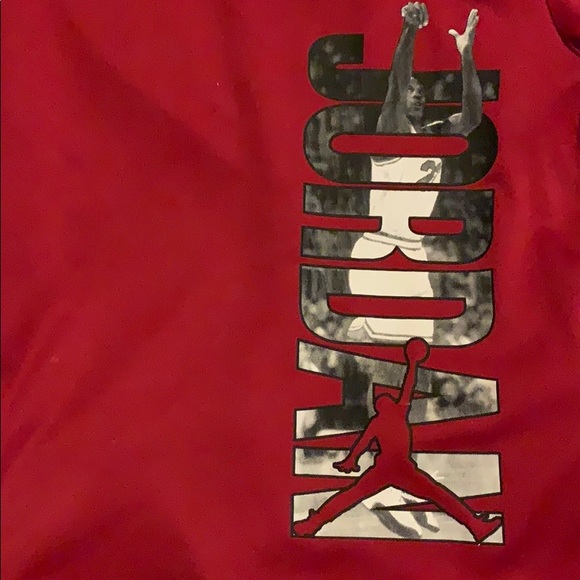 ***SOLD***Jordan 2pc Toddler Set - Picture 4 of 6